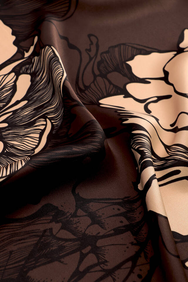 Brown Begonia Pattern Sura Silk Square Scarf - 3