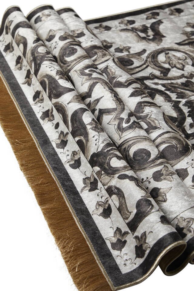 Brown Velvet Carpet Prayer Rug - 3