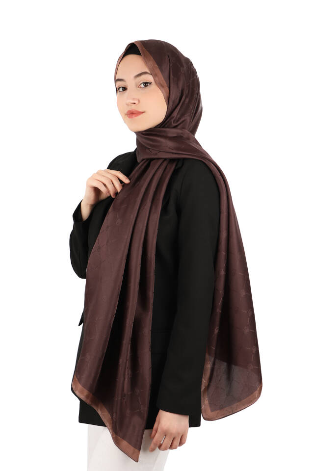 Bitter Coffee Chain Monogram Pattern Silk Shawl - 2