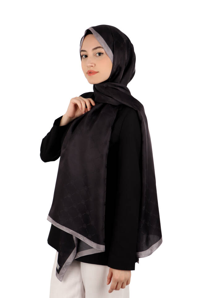 Black Chain Monogram Pattern Silk Shawl - 2