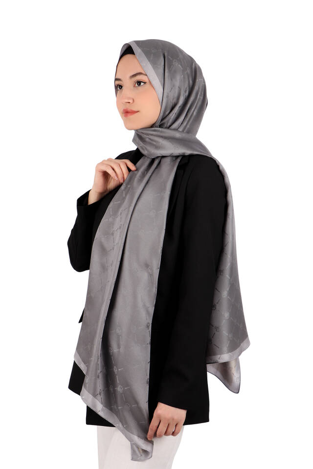 Smoked Chain Monogram Pattern Silk Shawl - 2