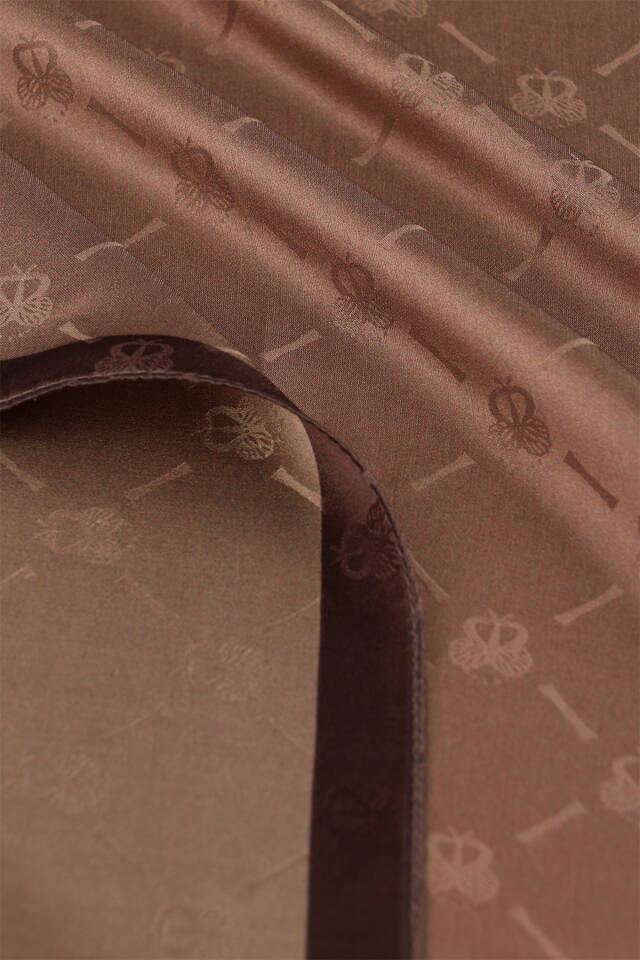 Milk Coffee Chain Monogram Pattern Silk Shawl - 5