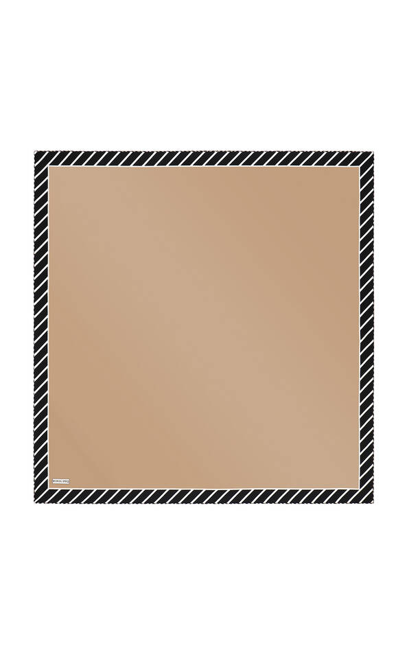 المنك شريطية نمط حك الحرير وشاح 