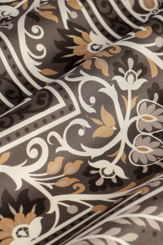 Dark Stone Crown Pattern Twill Silk Scarf - 2
