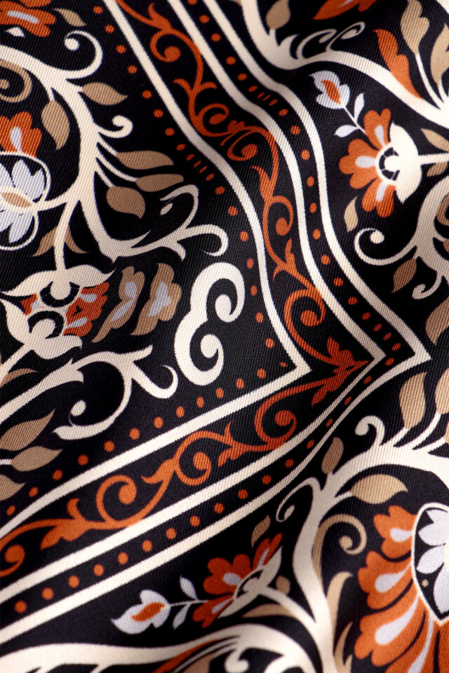 Tile Crown Pattern Twill Silk Scarf - 2