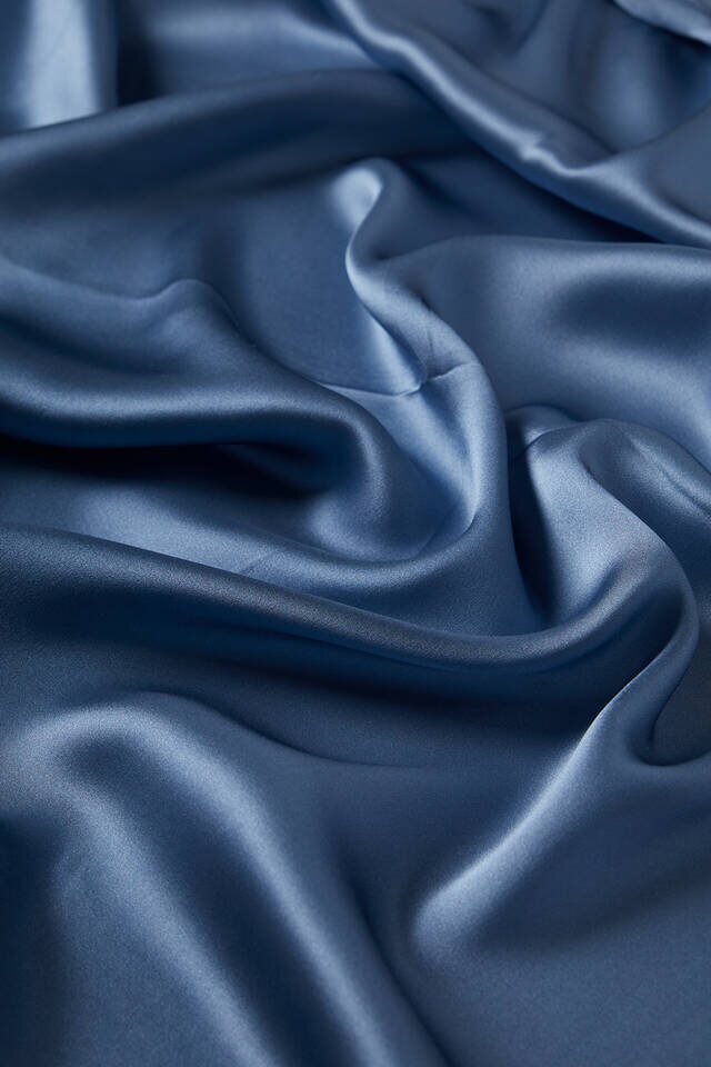 Dark Indigo Indigo Gradient Sura Silk Square Scarf - 3