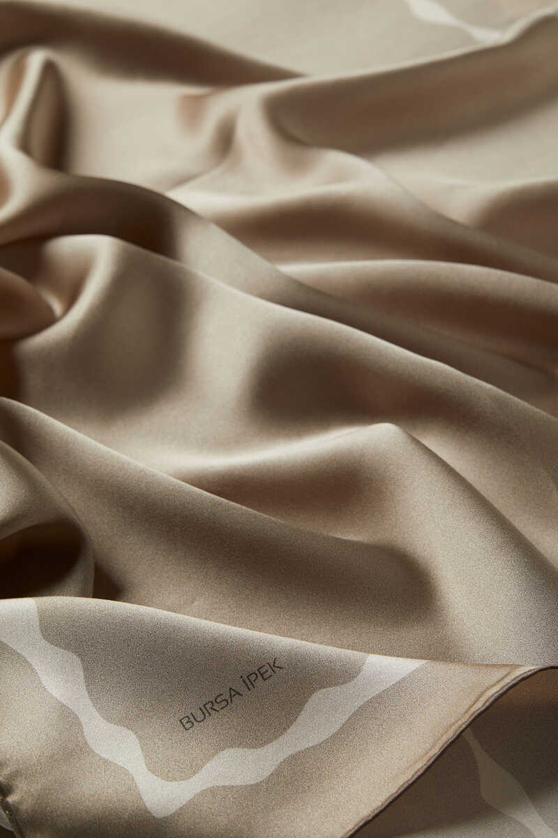 SILK SQUARE SCARF CAVE OF WONDERS