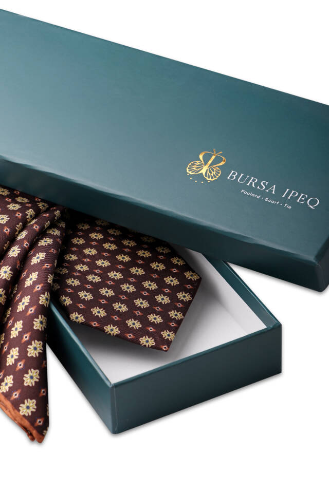 Kahverengi Desenli İpek Kravat Takımı - 3