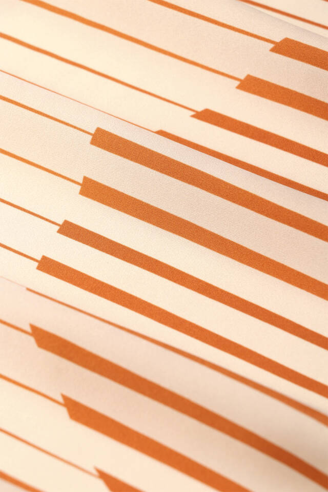 Cream Dila Pattern Sura Silk Scarf - 3