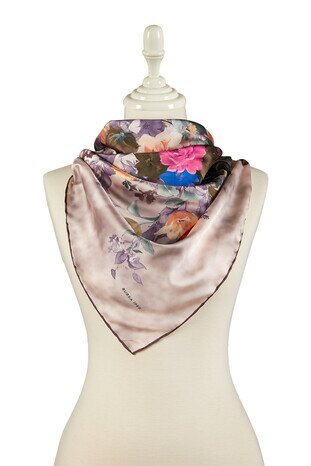 Dried Rose Bouquet Pattern Silky Square Scarf - Thumbnail