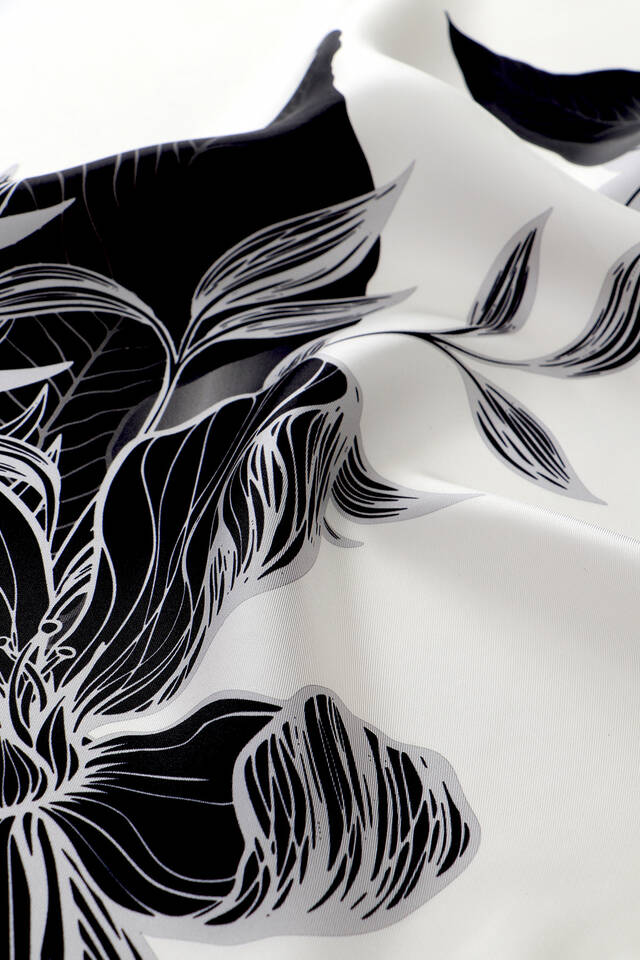 Ecru Çağla Pattern Twill Silk Square Scarf - 3