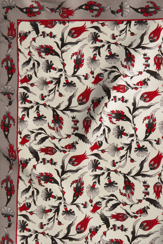 Ecru Dark Gray Carnation Tulip Pattern Silk Square Scarf - 4