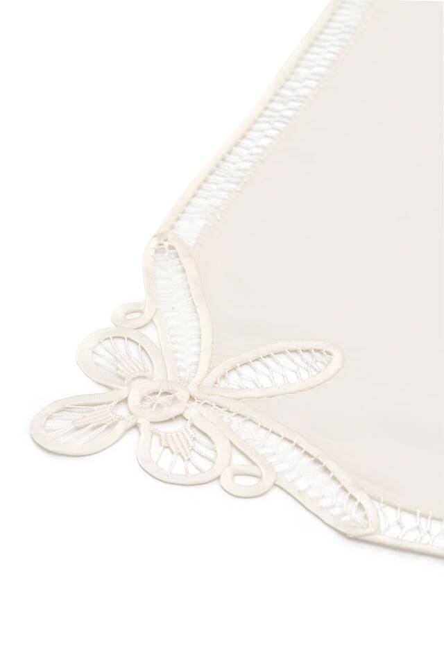 Ecru Lace Angles Promise Handkerchief - 2