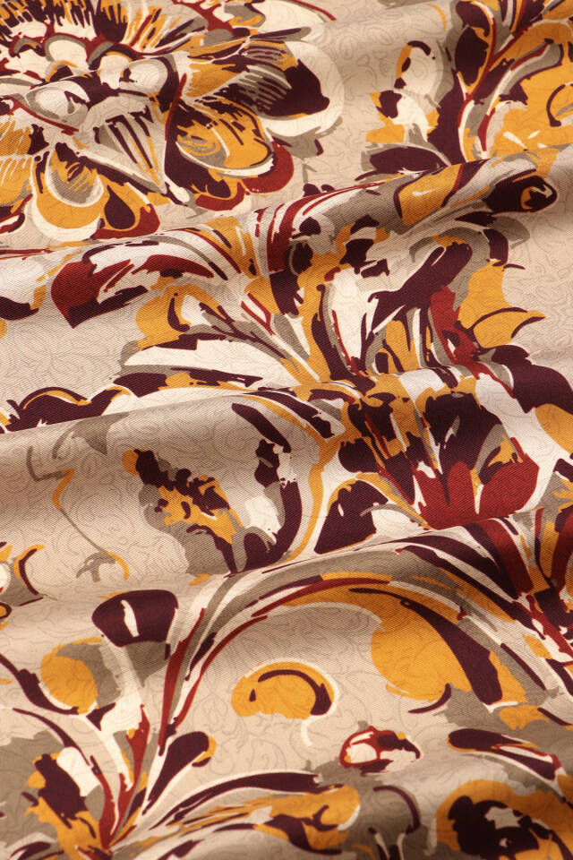 Beige Flower Pattern Twill Silk Scarf - 3
