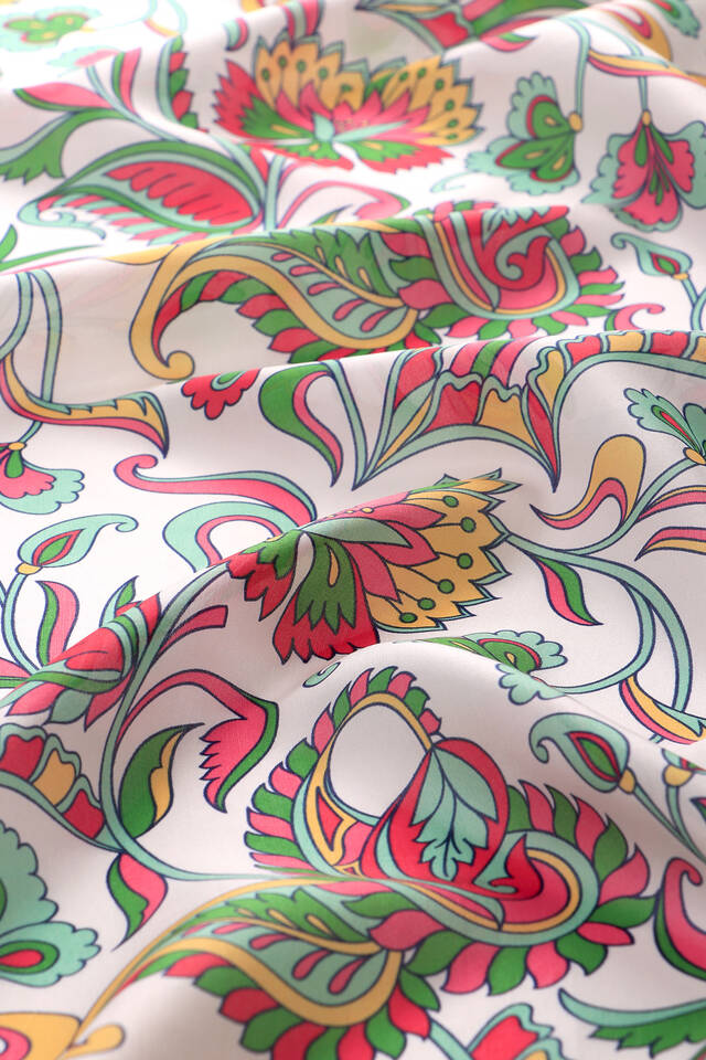 Fuchsia Floral Pattern Voile Silk Square Scarf - 4