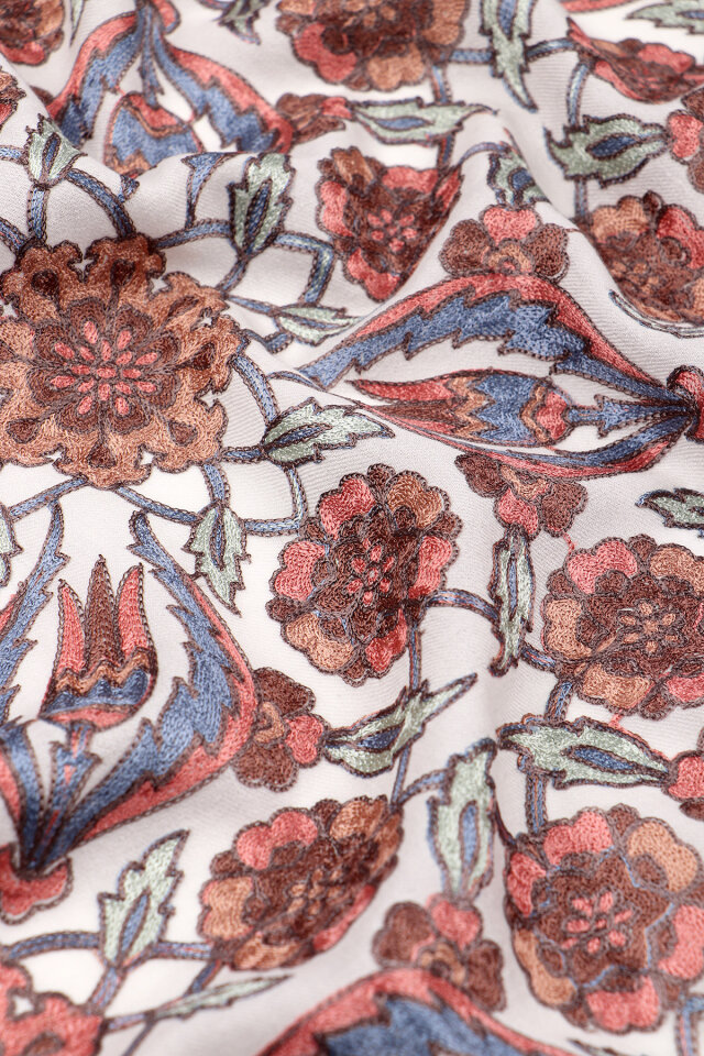 Cream Fully Embroidered Suzani Wool Shawl - 4