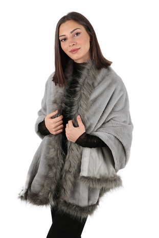 Gray Fur Shoulder Shawl - Thumbnail