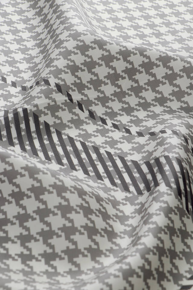 Gray Line Houndstooth Pattern Twill Silk Square Scarf - 3