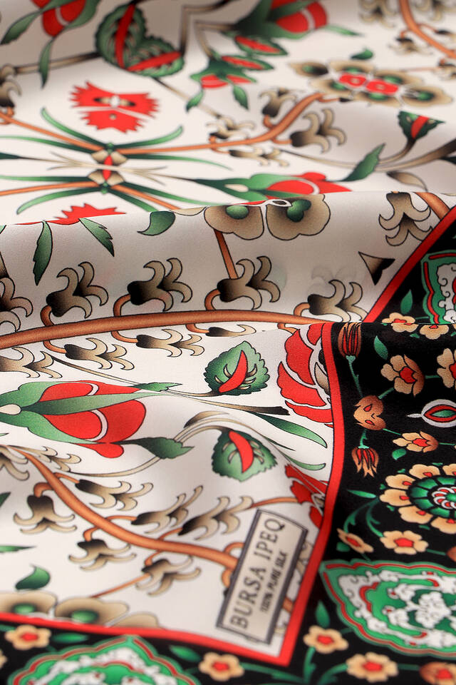 Green Black Selcuk Pattern Silk Square Scarf - 3