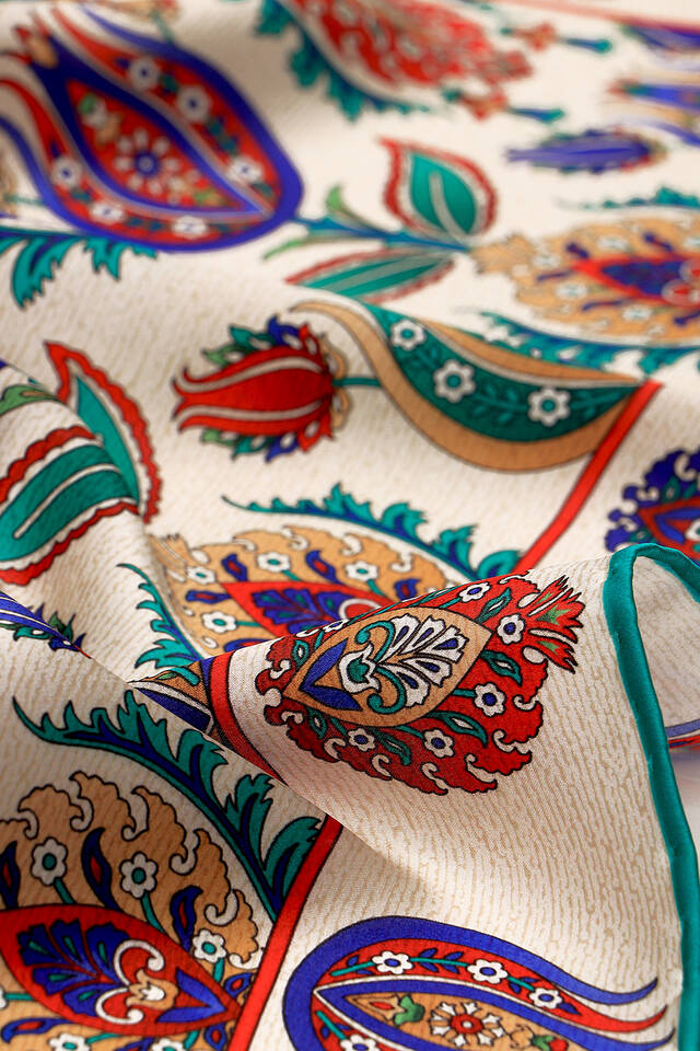 Green Iznik Pattern Silk Square Scarf - 3