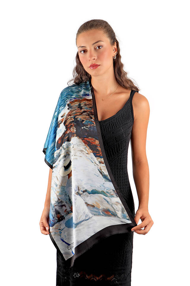 Gri Şapkalı Kadın Desen İpek Fular - 2