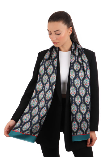 وشاح حريري ضيق بنمط هاتاي باللون الأخضر البترولي 