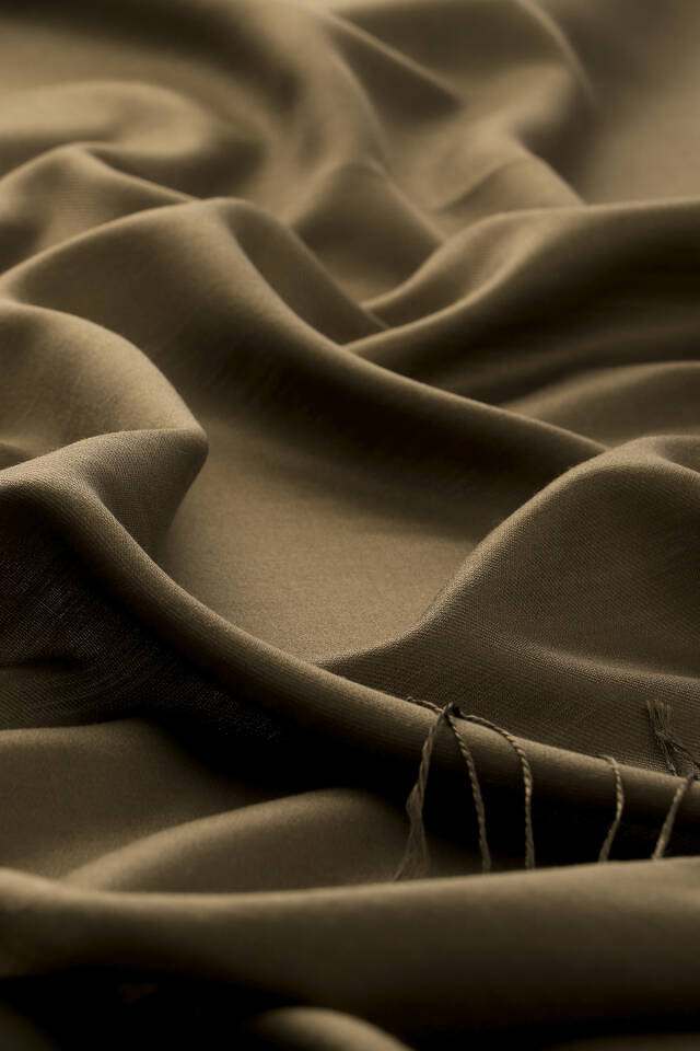 Haki İpek Görünümlü Şal - 3