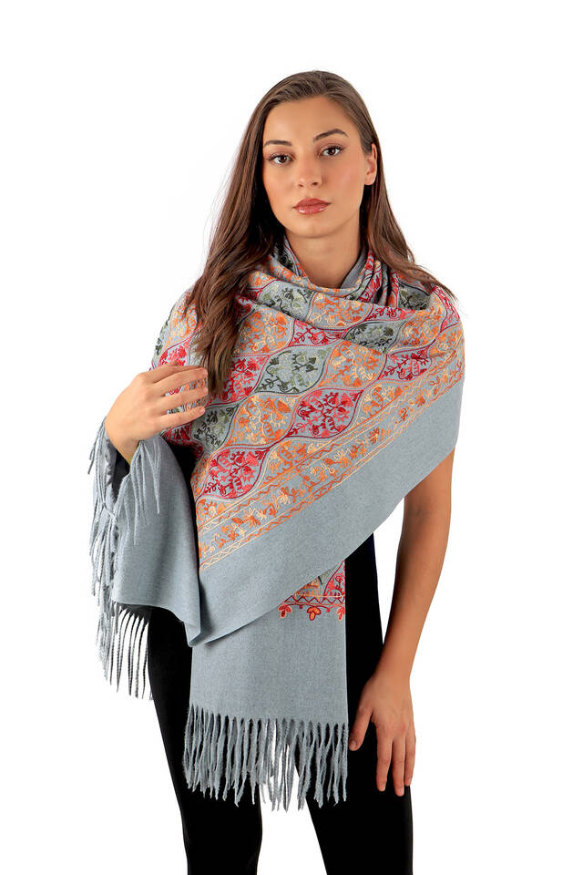 Gümüş Nakışlı Kışlık Şal - 2