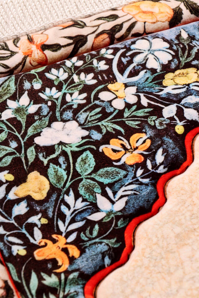 Siyah Kapitone Süngerli Seccade - 3