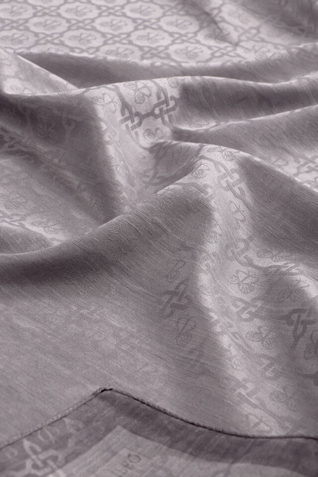 Gri Kelebek Monogram Desen İpek Pamuk Şal - 4