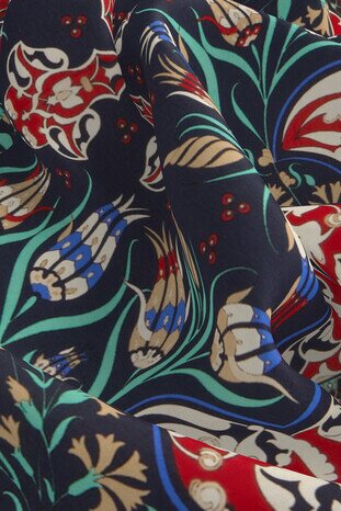 Navy Blue Red Carnation Tulip Pattern Silk Pocket Square - Thumbnail