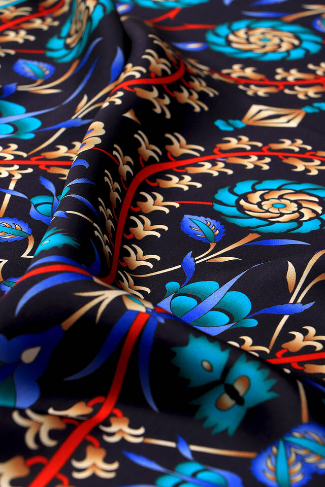 Navy Blue Saks Selçuk Pattern Silk Square Scarf - 3