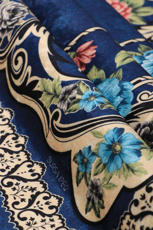 Navy Blue Velvet Carpet Prayer Rug - 2