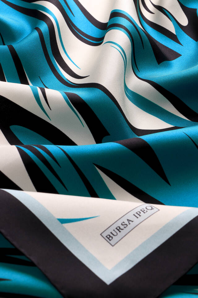 Cyan Nilsu Pattern Twill Silk Scarf - 3
