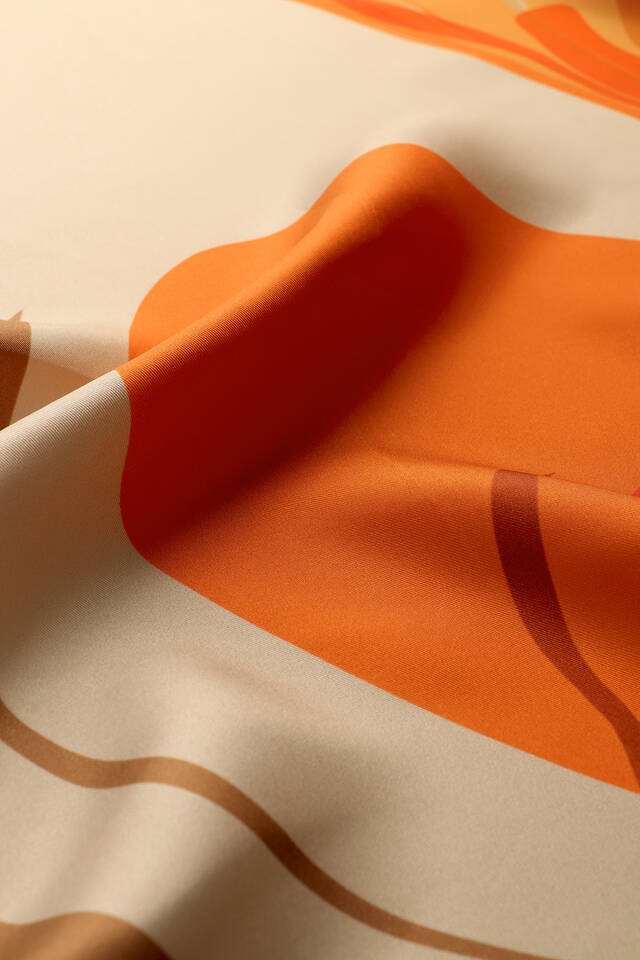 Turuncu Orkide Desen Twill İpek Eşarp - 3