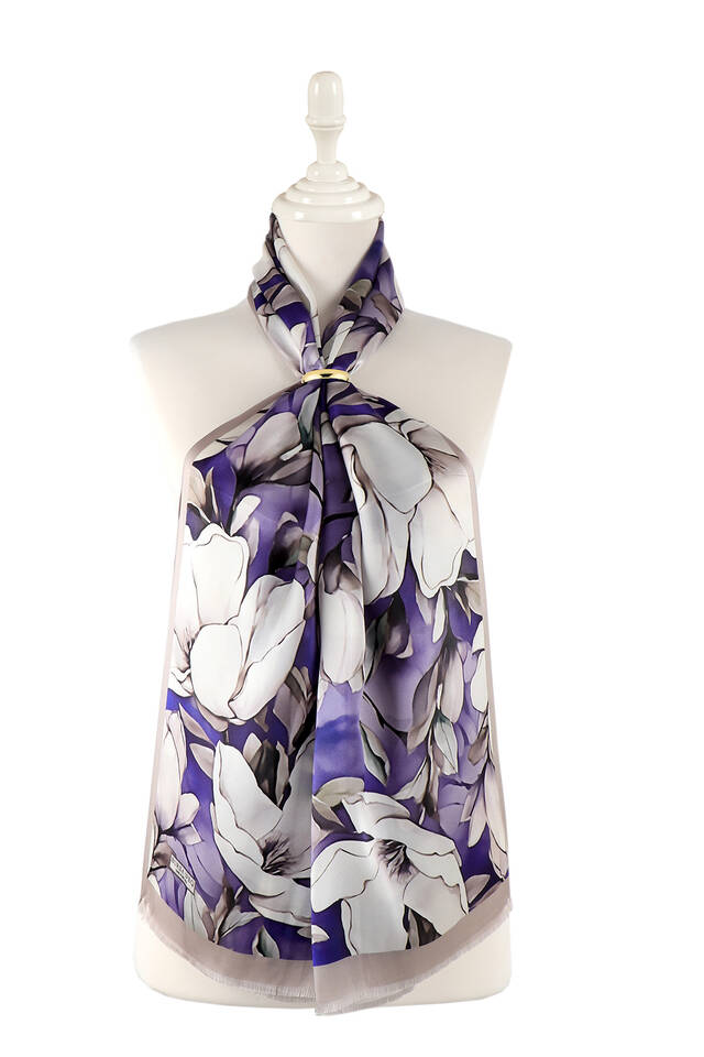 Purple Daffodil Pattern Silk Foulard - 2