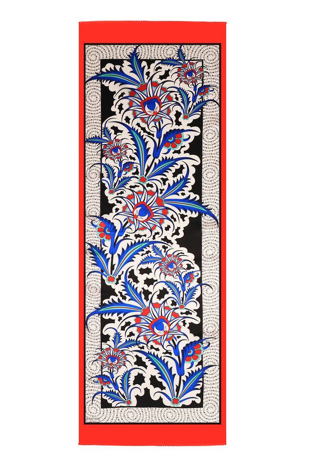 Red Golden Horn Pattern Silk Foulard - 4