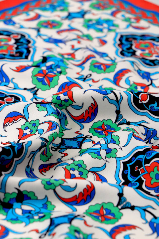 Red Tile Pattern Silky Pocket Square - 3