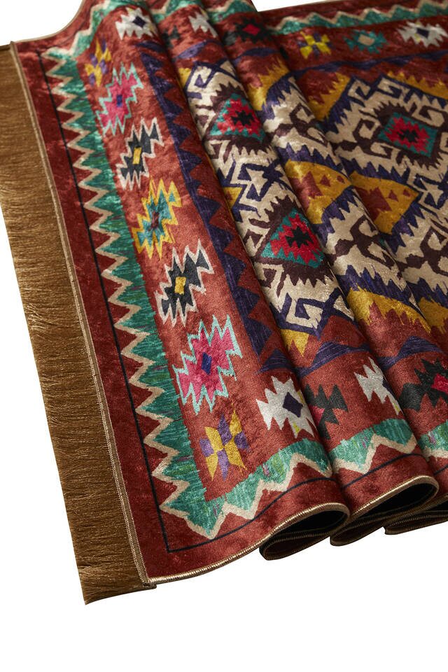 Red Velvet Carpet Prayer Rug - 3