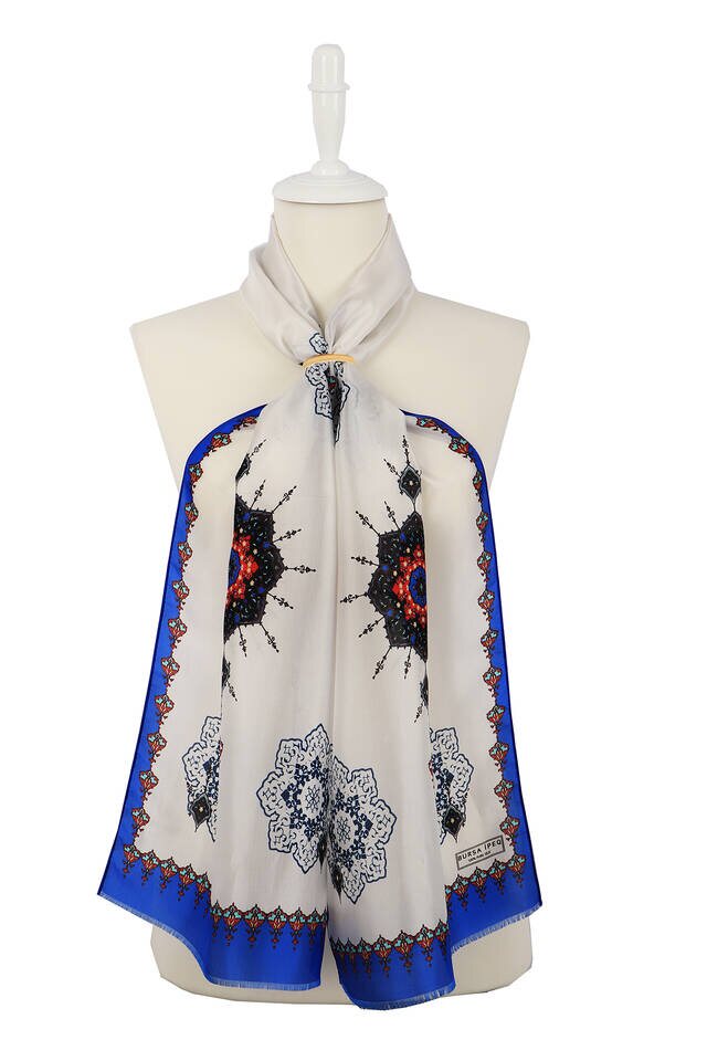 Saks Su Green Core Voile Silk Foulard - 1