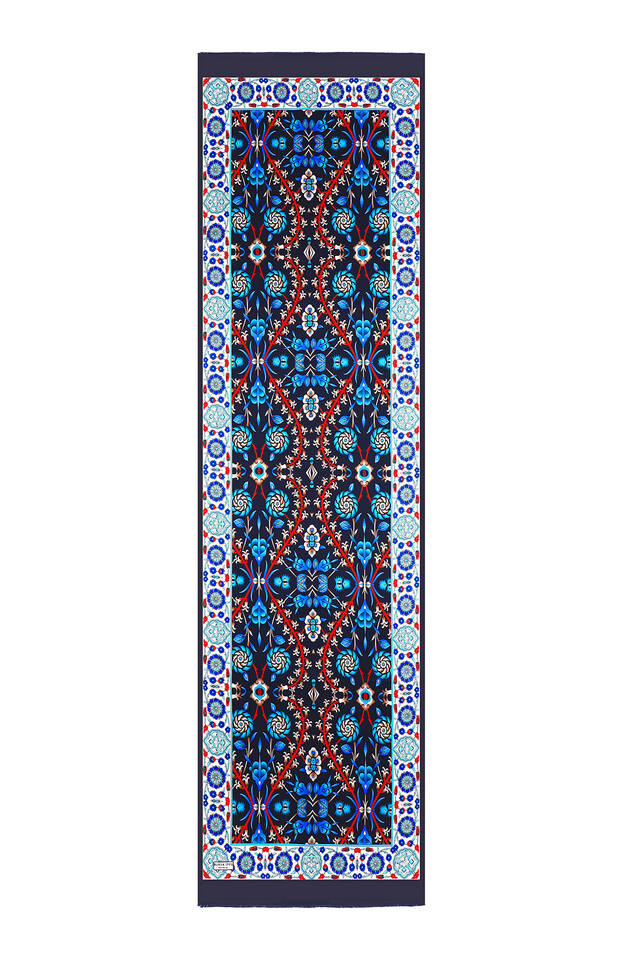 وشاح حريري ضيق بنمط سلجوق باللون الأزرق الداكن - 4