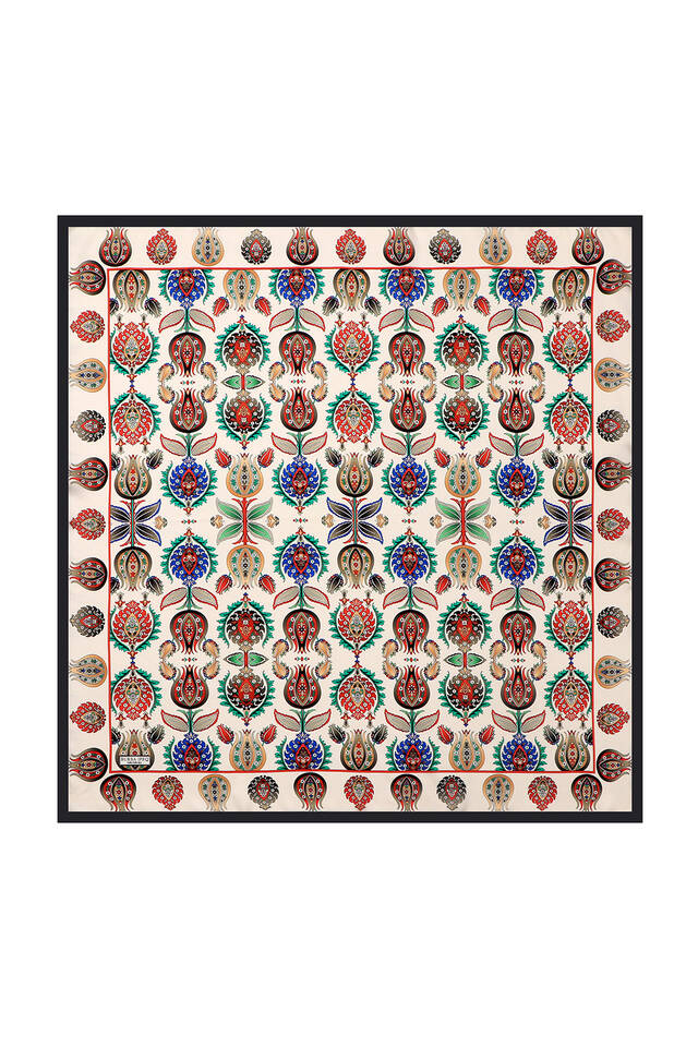 Siyah İznik Desen İpek Eşarp 