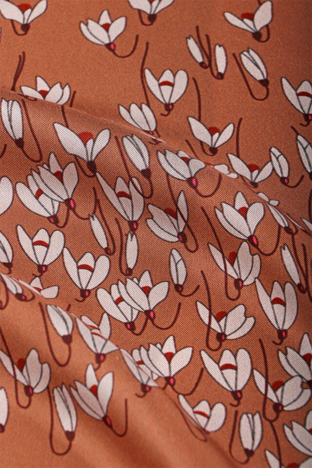 Brown Snowdrop Pattern Twill Silk Shawl - 5
