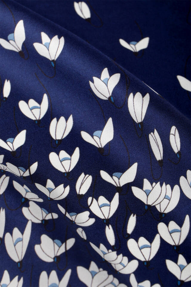 Navy Blue Snowdrop Pattern Twill Silk Shawl - 5