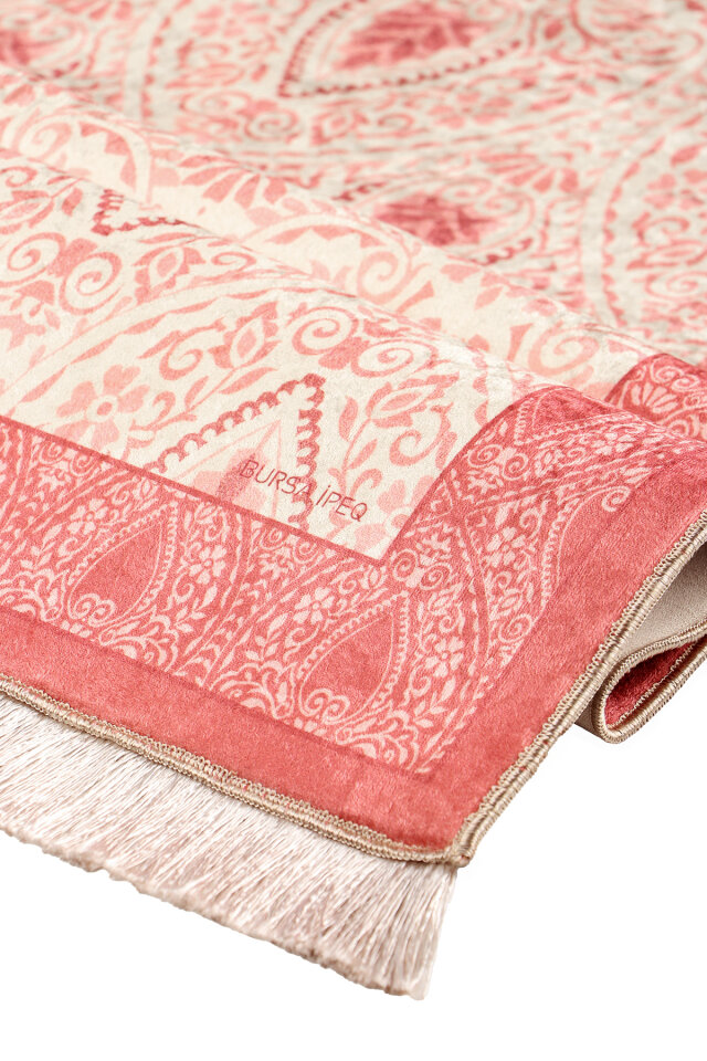 Velvet Prayer Rug with Powder Sponge - 2