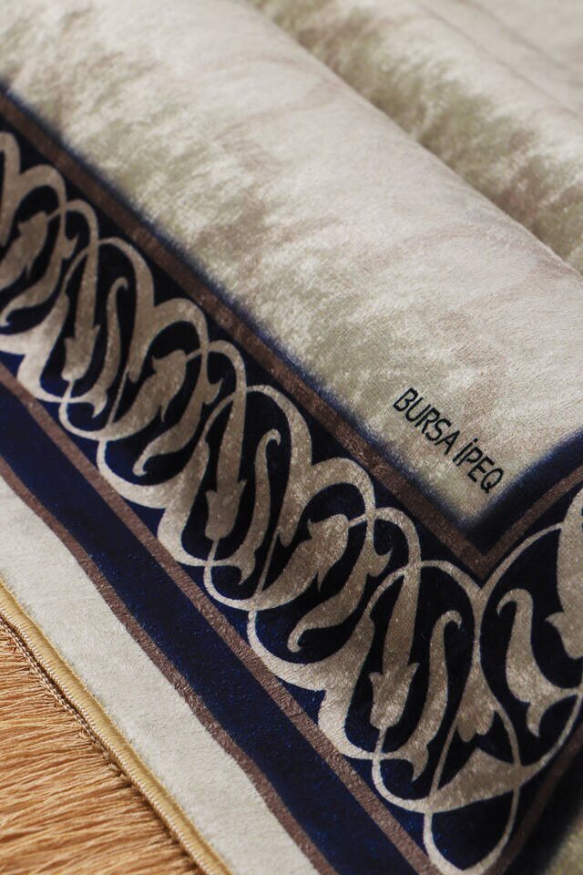 Stone Velvet Carpet Prayer Rug - 2