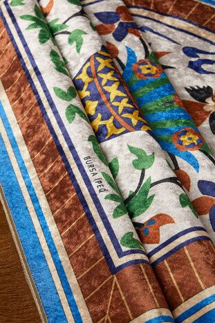 Taba Velvet Carpet Prayer Rug - Thumbnail