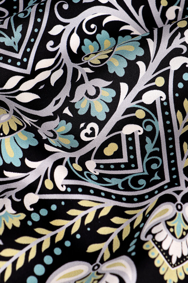 Mint Crown Pattern Twill Silk Scarf - 2