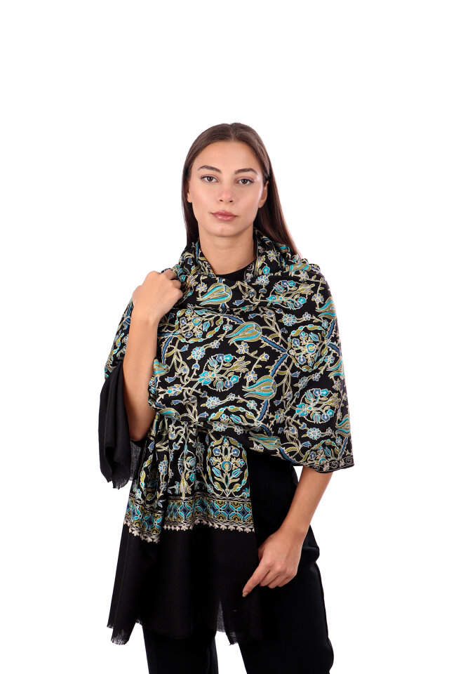 Black and Green Tulip Pattern Embroidered Wool Shawl 
