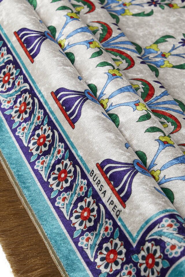 Water Green Velvet Carpet Prayer Rug - 2